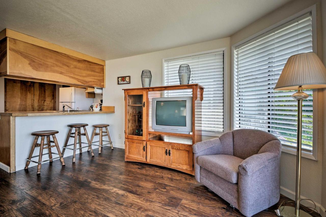 Vintage Oceanfront Deck And Views Smith River